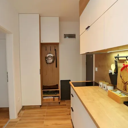 Apartament Magla *